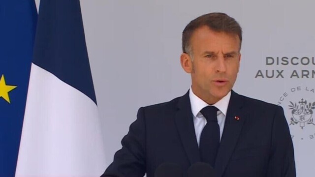 La France est prête à défendre « la liberté et le droit, au prix du sang s’il le faut », déclare Emmanuel Macron La France est prête à défendre « la liberté et le droit, au prix du sang s’il le faut », déclare Emmanuel Macron