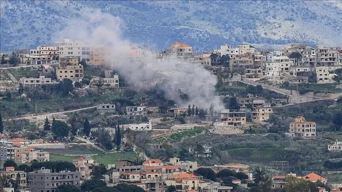 Israeli airstrike in southern Lebanon despite a fragile ceasefire, according to Lebanese media