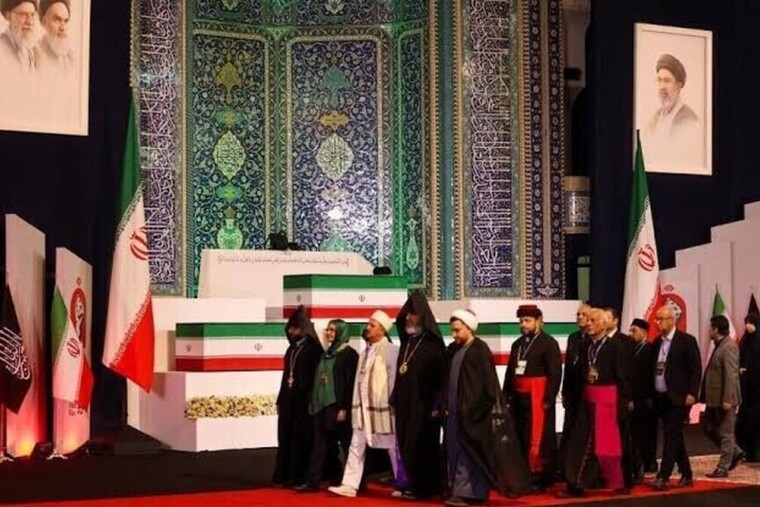 Funérailles d’Ali Khamenei : trois de ses fils apparaissent, mais l’absence du nouveau guide suprême intrigue