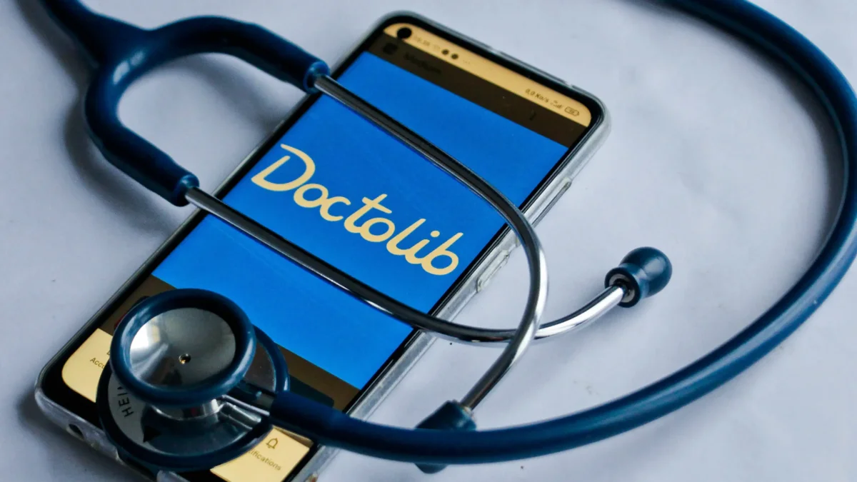 Doctolib utilisera certaines données de santé pour un projet d’IA : comment s’y opposer ?