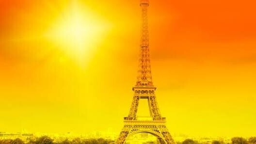 Climat : les vagues de chaleur pourraient être cinq fois plus fréquentes d’ici 2050, alerte Météo-France