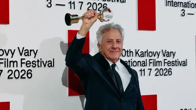 Festival de Karlovy Vary couronne un film birman et célèbre un double anniversaire historique — Le Festival de Karlovy Vary couronne un film birman et célèbre un double anniversaire historique