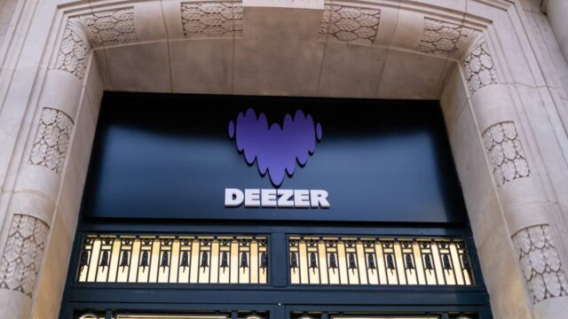 Deezer renforce sa lutte contre la musique générée par IA Deezer renforce sa lutte contre la musique générée par IA