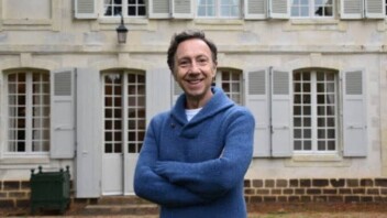Stéphane Bern prend la tête de la reconstruction de Saint-Denis
