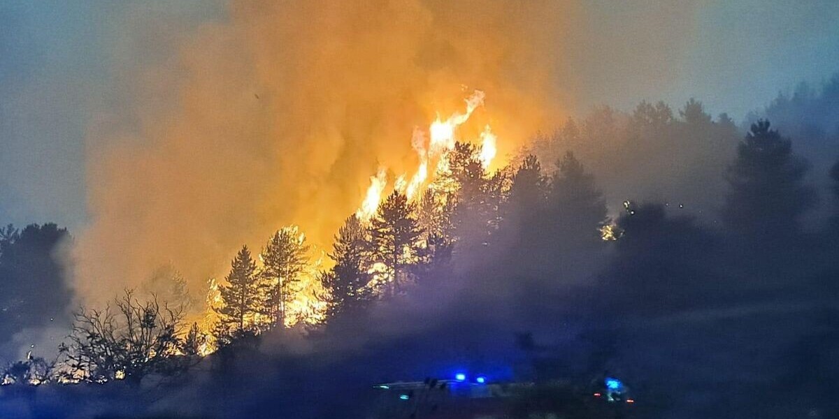 Incendie dans la Drôme : des habitants dénoncent un manque d'informations et le sentiment d'être « sacrifiés »