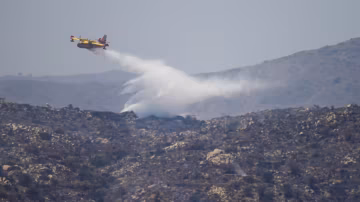Incendies en Espagne : au moins 12 morts à Almería, les pompiers lancent la contre-offensive