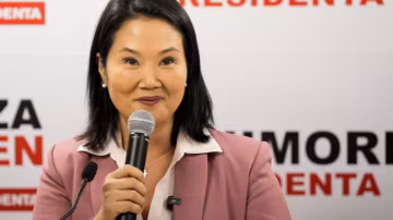 Keiko Fujimori officiellement élue présidente du Pérou après un scrutin au suspense inédit