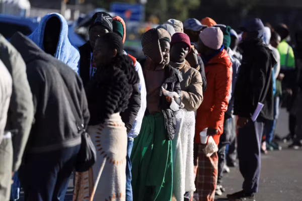 L'Afrique du Sud déploie plus de 3 000 soldats face à la montée des manifestations anti-migrants