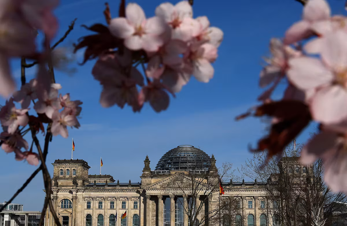 Germany plans to borrow more than 203 billion euros in 2027 to accelerate its investments and strengthen its defense