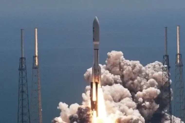 La Chine renforce sa présence dans l'espace avec le lancement d'un nouveau groupe de satellites