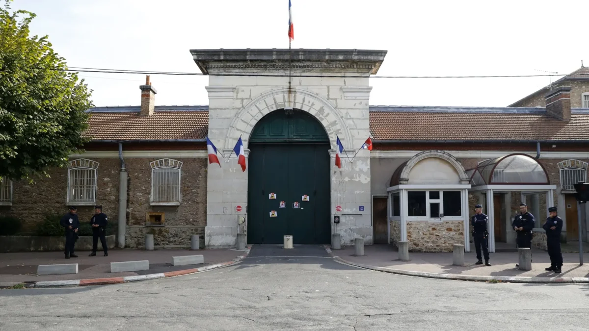 La justice examine en urgence les conditions de détention à la prison de Fresnes