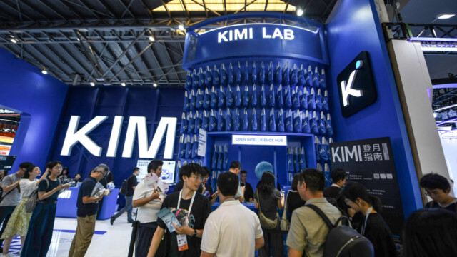 La start-up chinoise Moonshot AI bouscule le marché avec son nouveau modèle Kimi K3 La start-up chinoise Moonshot AI bouscule le marché avec son nouveau modèle Kimi K3