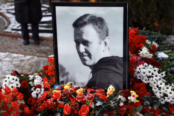Le Royaume-Uni sanctionne des instituts russes accusés d’avoir développé les substances ayant servi à empoisonner Alexeï Navalny
