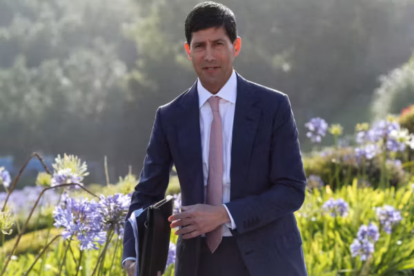 Le nouveau patron de la Fed sous les projecteurs face aux grands argentiers mondiaux et au défi de l’inflation