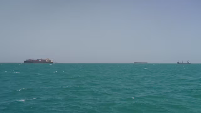 Le trafic de pétroliers dans le détroit d'Ormuz presque à l'arrêt après la reprise des frappes américaines contre l'Iran