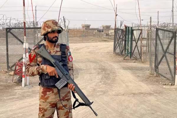 Les États-Unis affichent leur soutien au Pakistan face aux « attaques terroristes » dans un contexte de tensions avec l'Afghanistan