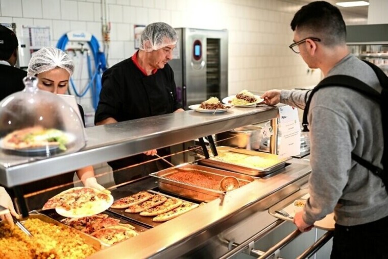 euro — Les restaurants universitaires sous pression avec la généralisation du repas à 1 euro