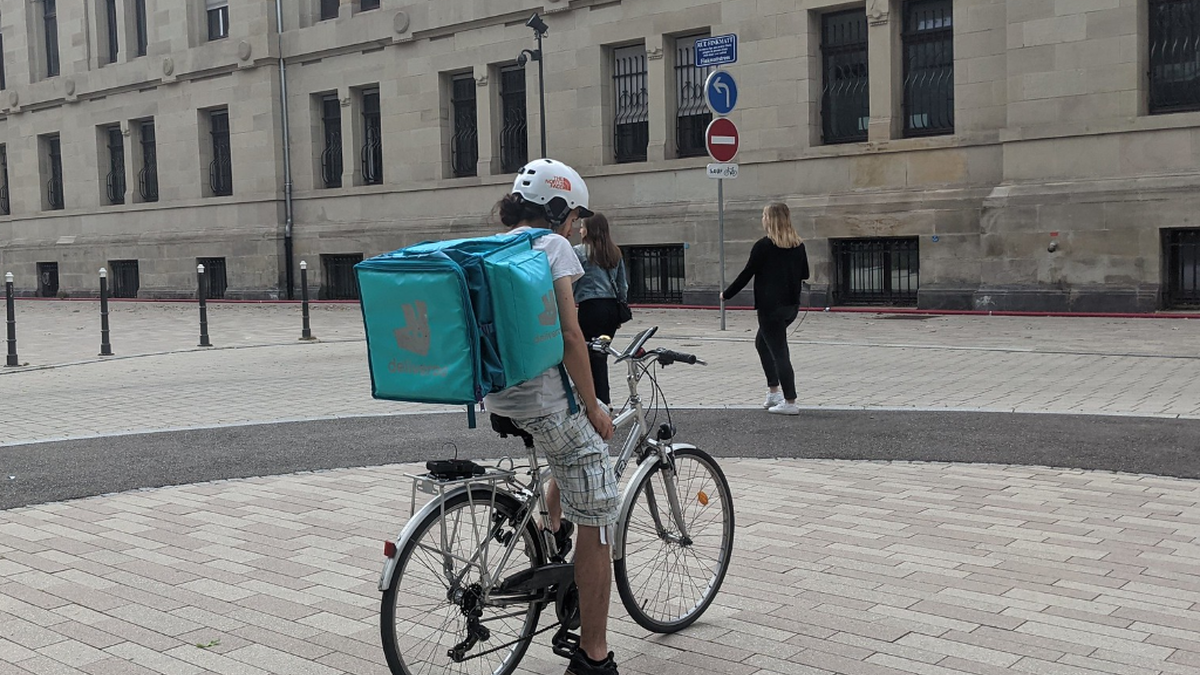 Livraison de repas : les livreurs obtiennent une forte revalorisation de leur rémunération minimale