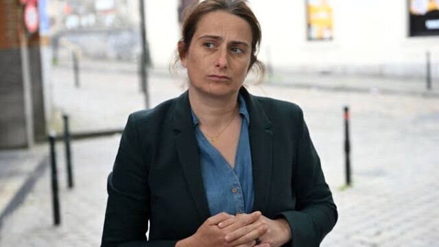 Marine Tondelier minaccia di intraprendere azioni legali dopo un violento insulto sessista.