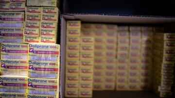 Paracétamol : le gouvernement envisage une baisse des prix, les industriels redoutent un coup d'arrêt au « made in France »