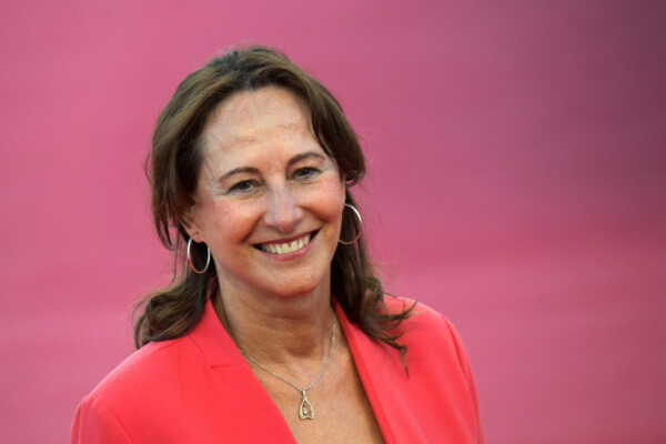Présidentielle 2027 : Ségolène Royal annonce sa candidature à la primaire socialiste