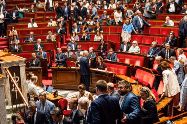 Protection des mineurs : les députés rejettent la perpétuité pour les violeurs récidivistes de mineurs, un nouveau vote prévu
