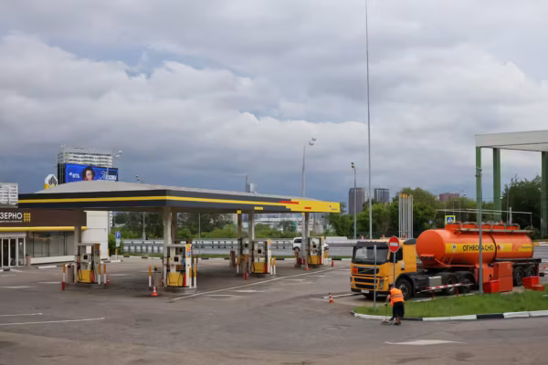 Russie : la crise du carburant alimente la frustration des automobilistes et des agriculteursRussie : la crise du carburant alimente la frustration des automobilistes et des agriculteurs