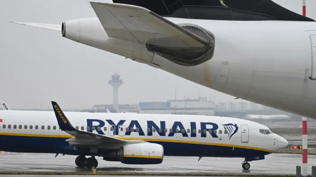 Ryanair Réduit Ses Capacités En Belgique Pour Protester Contre La Hausse De La Taxe Aérienne — Photo
