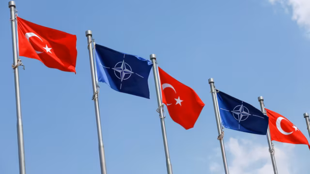 Sommet de l'OTAN à Ankara : hausse des dépenses militaires, soutien à l'Ukraine et industrie de défense au cœur des discussions