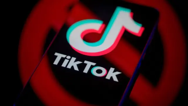 TikTok renforce sa lutte contre les comptes alimentés exclusivement par l'intelligence artificielle