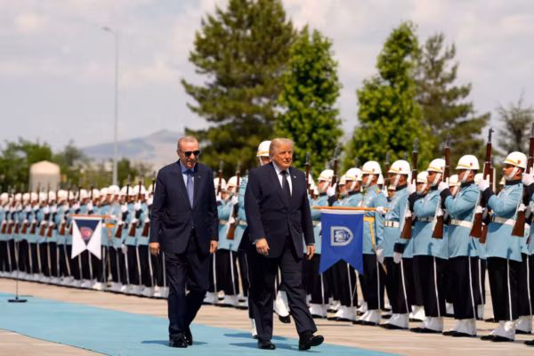 Trump annonce la levée des sanctions contre la Turquie et ouvre la voie à une vente de F-35