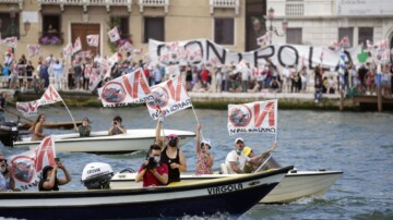 Venise : affrontements lors d'une manifestation contre le yacht de l'ambassadeur américain