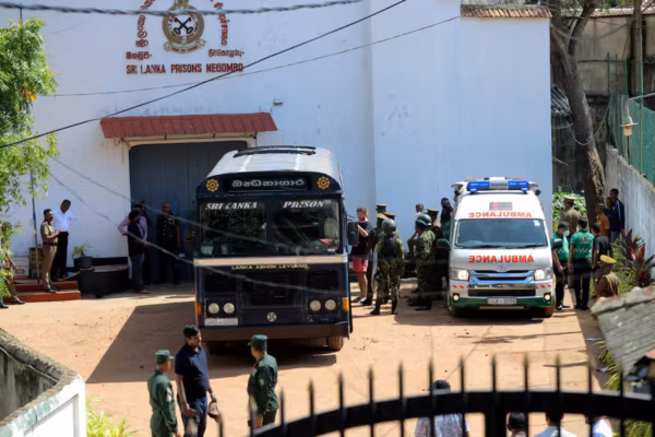 Vingt-cinq morts et une centaine de blessés lors d'affrontements dans une prison au Sri Lanka