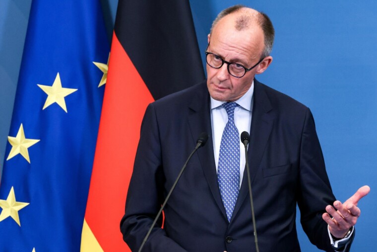 Allemagne : Merz envisage un remaniement après la démission de Spahn, impopulaire dans les sondages