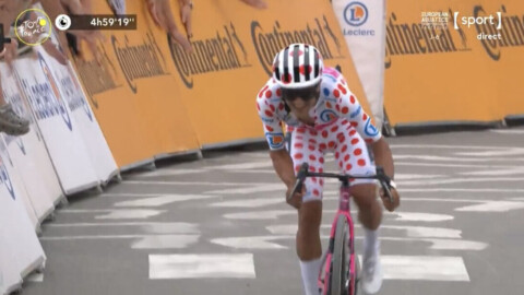 Tour de France : Carapaz triomphe à l’Alpe d’Huez — Tour de France : Carapaz triomphe à l’Alpe d’Huez, Del Toro fait exploser le rêve de podium de Seixas