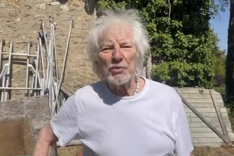 «Mais vous êtes malades?» : annoncé mort sur les réseaux sociaux, Hugues Aufray explose de colère
