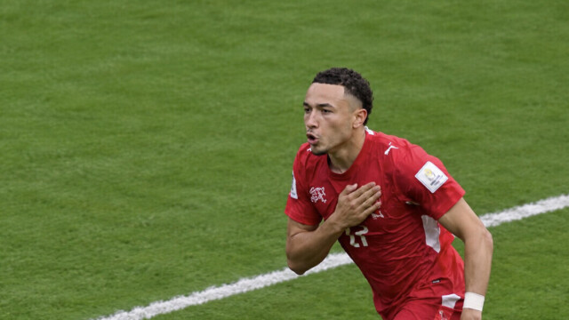 — Mondial – Suisse-Colombie : la Nati élimine la Colombie aux tirs au but et rejoint l’Argentine en quarts de finale Mondial - Suisse-Colombie : la Nati élimine la Colombie aux tirs au but et rejoint l’Argentine en quarts de finale