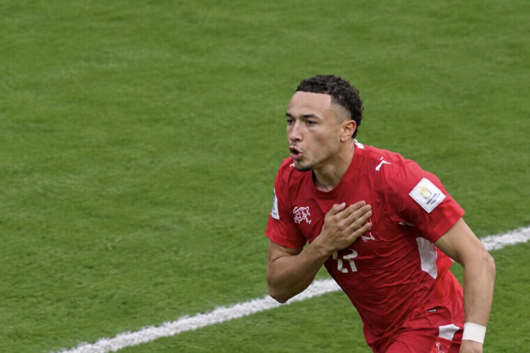 Mondial - Suisse-Colombie : la Nati élimine la Colombie aux tirs au but et rejoint l’Argentine en quarts de finale