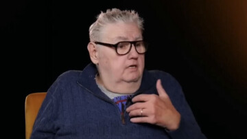 «Je suis devenu un pestiféré» : Pierre Ménès regrette d’avoir disparu des radars des médias