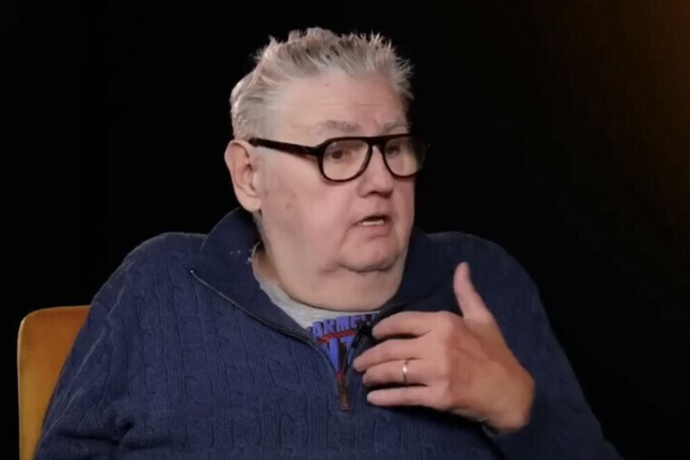 «Je suis devenu un pestiféré» : Pierre Ménès regrette d’avoir disparu des radars des médias
