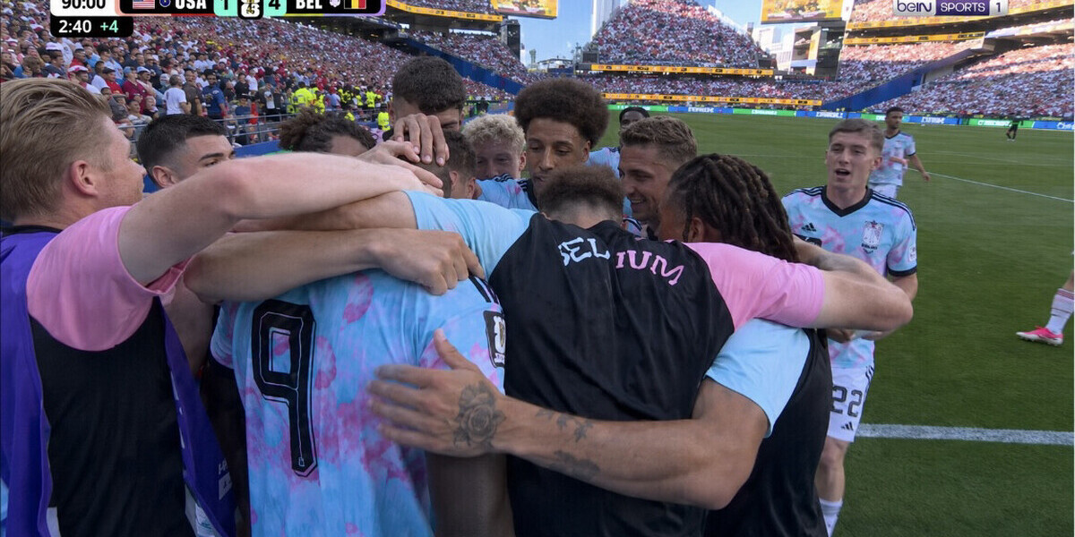 Mondial - La Belgique bat facilement États-Unis. Les trois organisateurs de la Coupe du monde sont éliminés