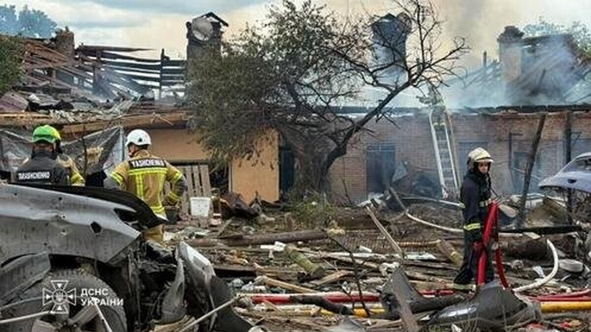 Frappe russe sur le consulat letton à Sloviansk, six civils tués