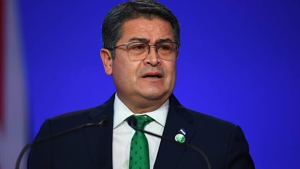 Gracié par Trump, l’ex-président hondurien Hernandez rentre au pays