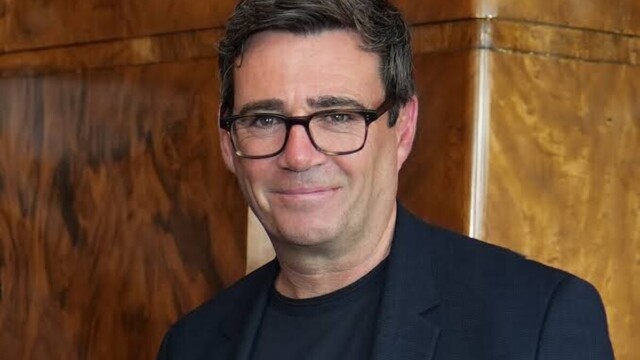 Royaume-Uni : Andy Burnham officiellement nommé Premier ministre par le roi Charles III