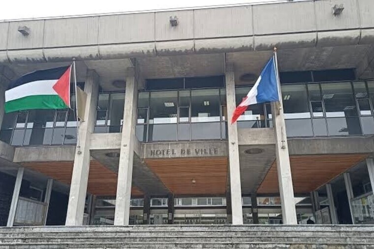 La justice ordonne au maire LFI de Vaulx-en-Velin de retirer le drapeau palestinien de la mairie
