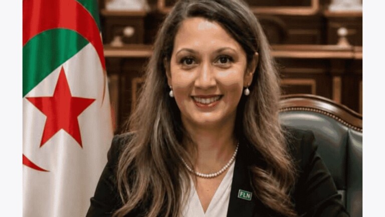 L’Algérie élit pour la première fois une femme à la tête du Parlement