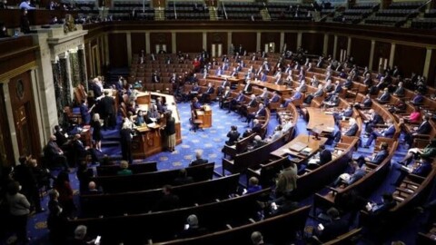 Le Congrès américain vote pour éviter un shutdown avant les midterms