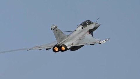L’Ukraine commande 16 Rafale et des batteries antiaériennes à la France