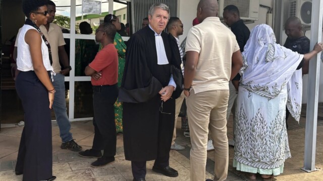 Mayotte : un policier jugé aux assises pour trois tirs mortels en 2022 Mayotte : un policier jugé aux assises pour trois tirs mortels en 2022