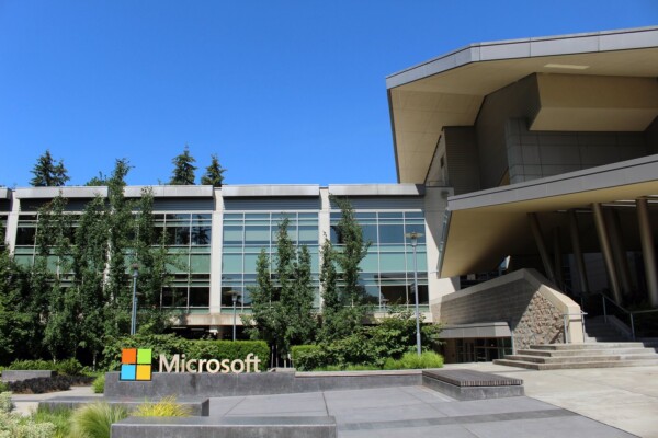 Microsoft supprime 4 800 postes, principalement chez Xbox